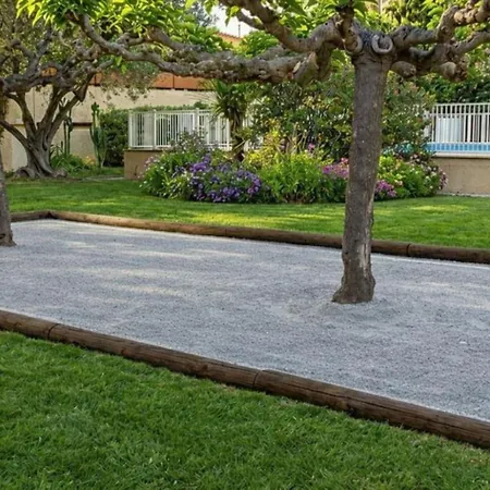 Apartment T2 Au Calme Avec Piscine, Tennis, Parking *